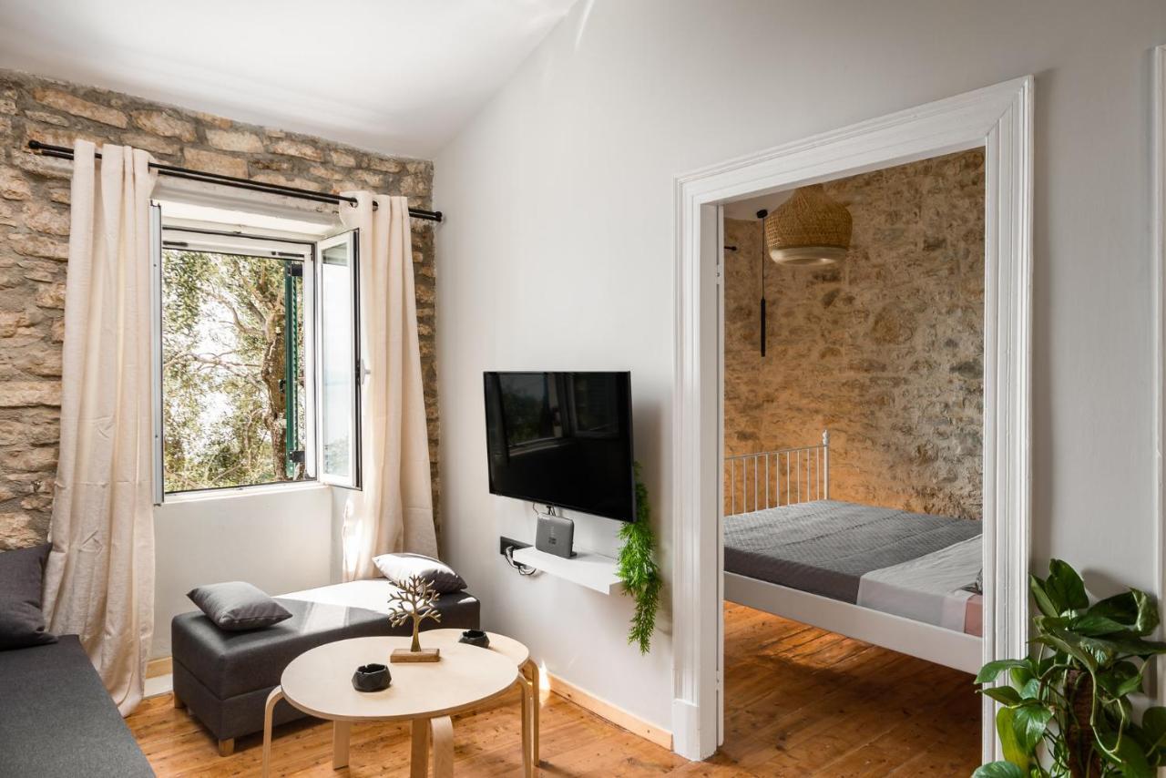 The Greystone Seaview House By Konnect Villa Nisaki  ภายนอก รูปภาพ