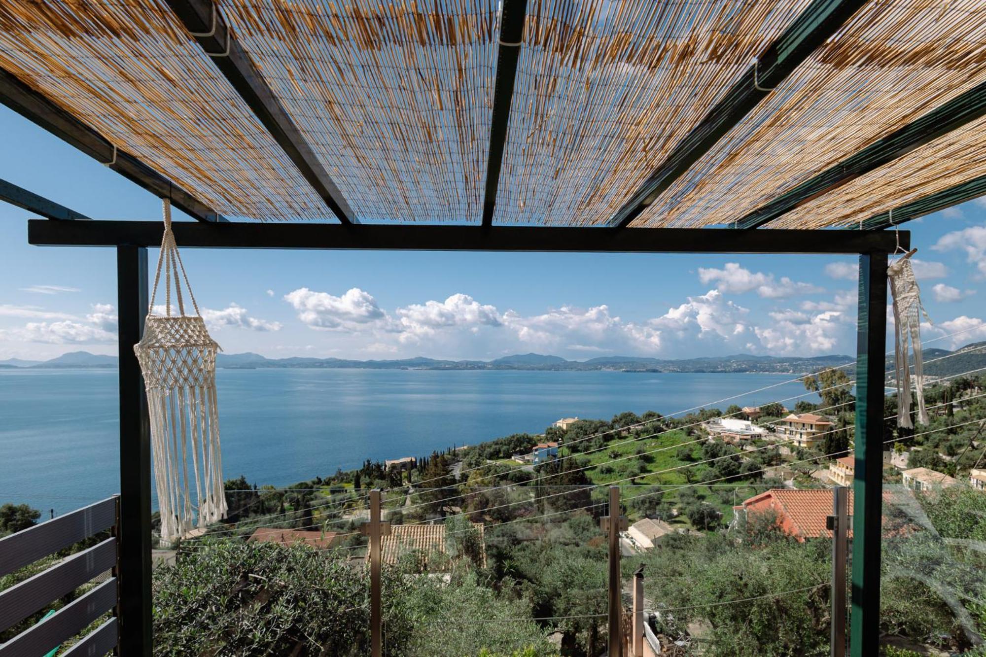 The Greystone Seaview House By Konnect Villa Nisaki  ภายนอก รูปภาพ